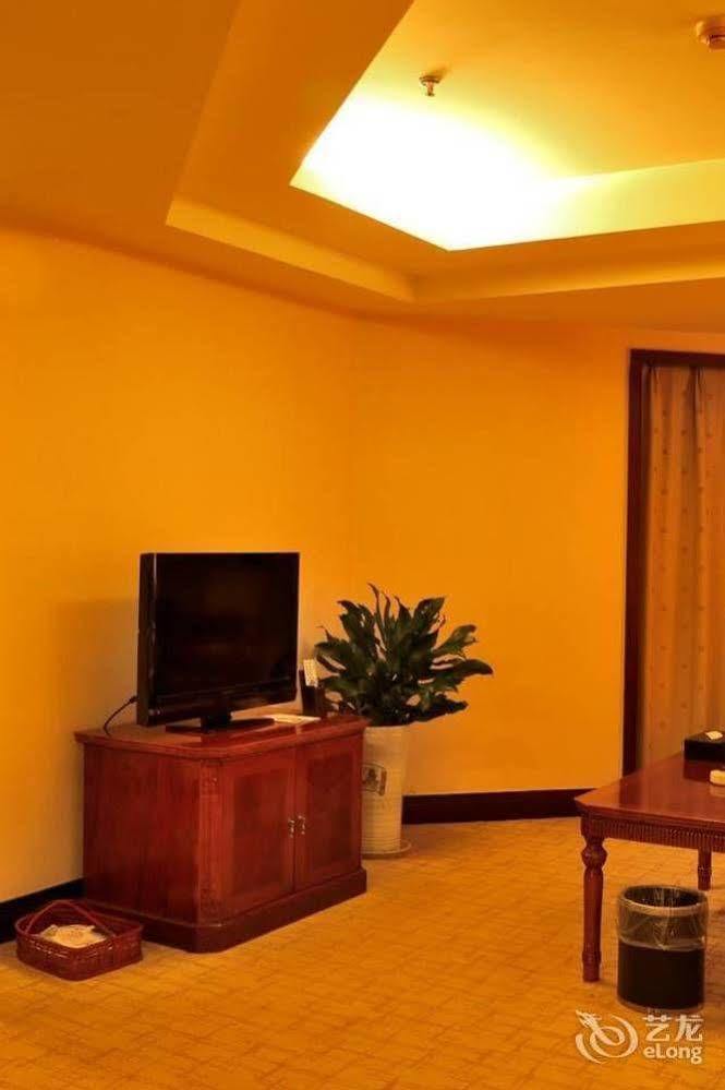 Baoding Zhong Yin Hotel Eksteriør bilde
