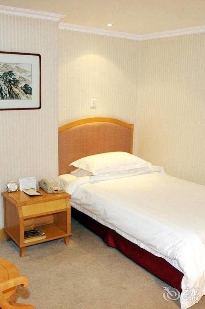 Baoding Zhong Yin Hotel Eksteriør bilde